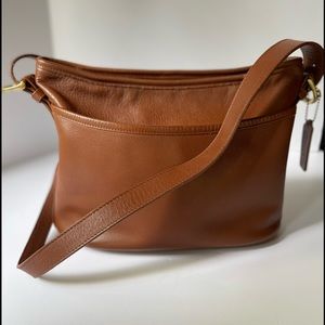 Vintage 90s COACH WORTH Classic Crossbody Bag #4143 Camel Leather RARE, PRISTINE
